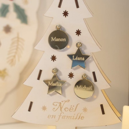 Sapin de noël lumineux en bois personnalisé