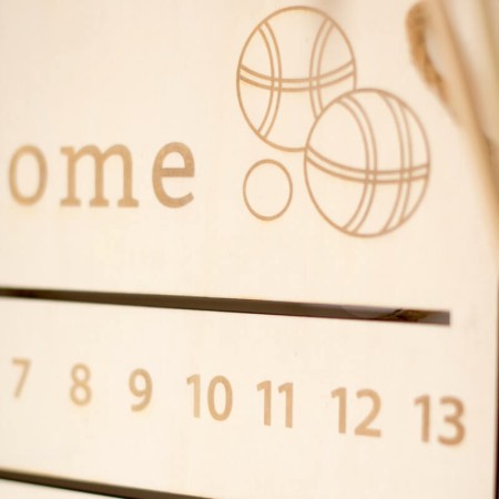 Boulodrome en bois personnalisé