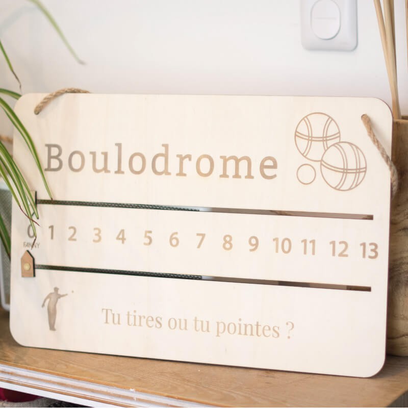 Boulodrome en bois personnalisé