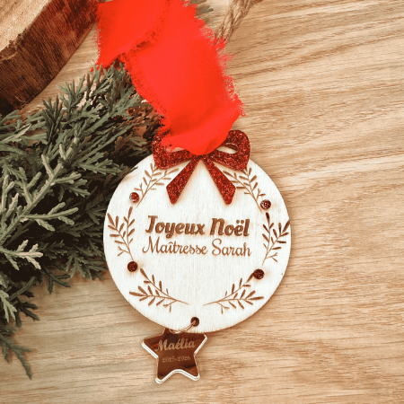 Boule de Noël “Joyeux Noël” personnalisée – Bois & Acrylique