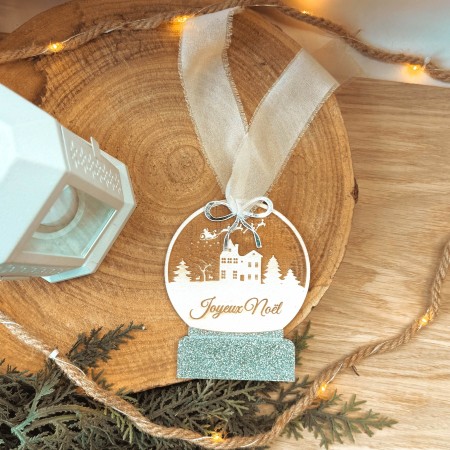 Boule de neige en bois – Scène de Noël gravée & socle plexiglass personnalisable