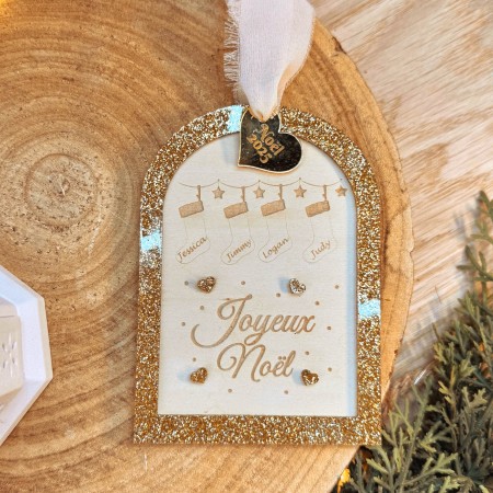 Suspension Arche “Chaussette de Noël” – Bois & Acrylique doré pailleté