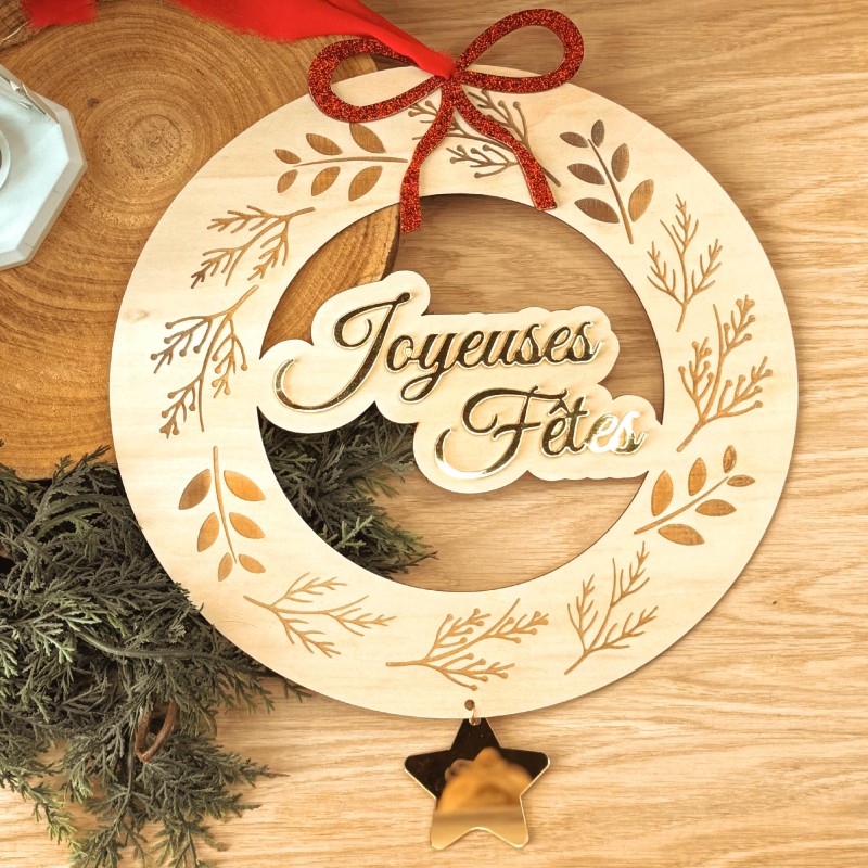 Couronne de Noël personnalisée – Bois & Acrylique doré